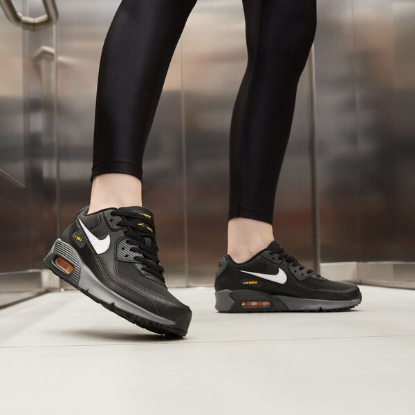 Sporta apavi bērniem NIKE AIR MAX 90 NN GS hf0029-001 krāsa melna