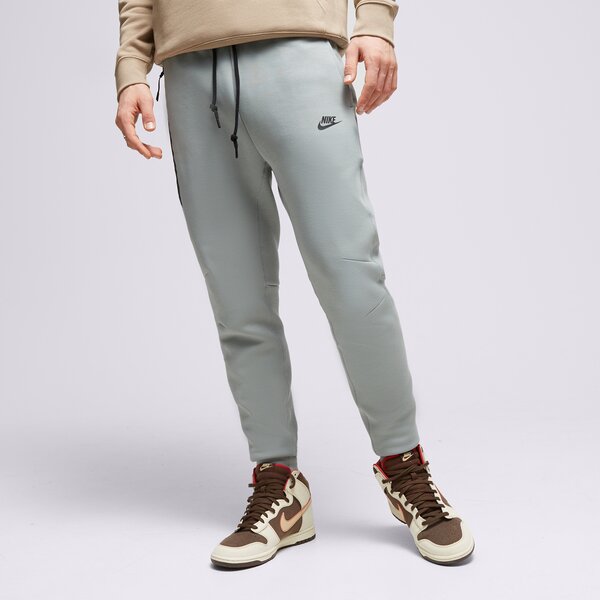 Vīriešu bikses NIKE BIKSES TECH FLEECE JOGGER fb8002-330 krāsa pelēka