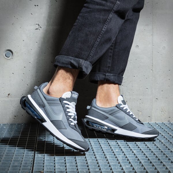 Sporta apavi vīriešiem NIKE AIR MAX PRE-DAY dc9402-002 krāsa pelēka