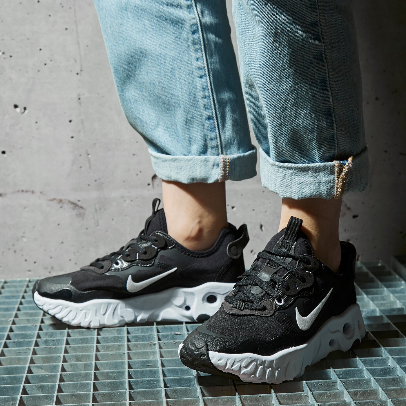 nike react art3mis na nodze