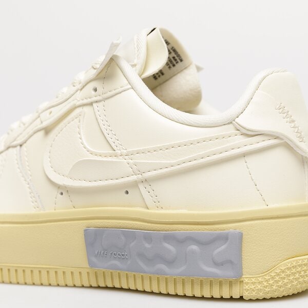 Sporta apavi sievietēm NIKE AIR FORCE 1 FONTANKA dh1290-102 krāsa bēša