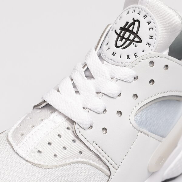 Sporta apavi sievietēm W NIKE AIR HUARACHE dr5726-001 krāsa balta