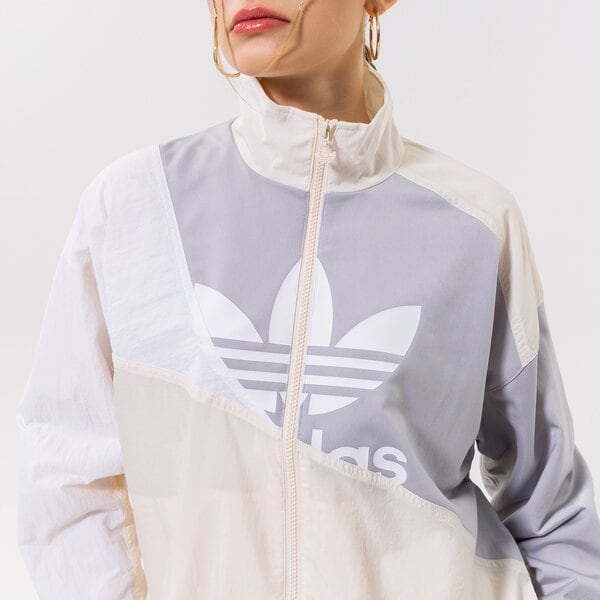 Sieviešu džemperis ADIDAS DŽEMPERIS AR RĀVĒJSLĒDZĒJU  TRACK TOP hc7054 krāsa pelēka