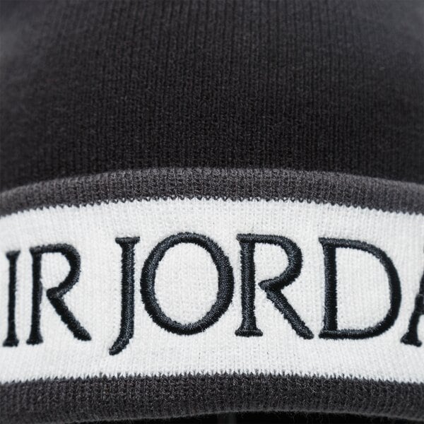 Sieviešu ziemas cepure JORDAN CEPURE ZIEMAS JORDAN BEANIE JM CLSCS cw6403-010 krāsa melna