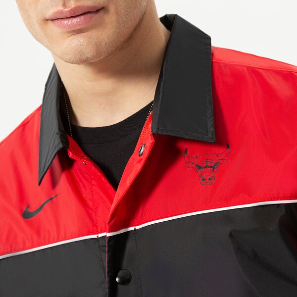 Vīriešu jaka NIKE JAKA CHI M NK JKT LTWT CTS NBA dn8793-657 krāsa bordo