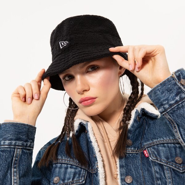  NEW ERA PLATMALE WMNS TEDDY 60221513 krāsa melna