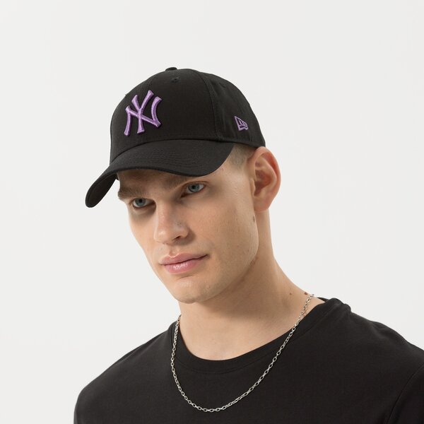 Sieviešu cepure ar nagu NEW ERA CEPURE WMNS ESS 940 NYY BLK NEW YORK YANKEES BLKPNO 60240300 krāsa melna