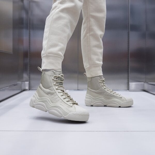 Sporta apavi sievietēm ADIDAS SUPERSTAR MILLENCON BOOT W id4263 krāsa bēša