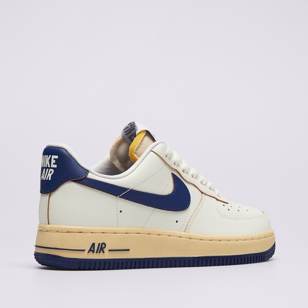 Sporta apavi sievietēm NIKE WMNS AIR FORCE 1 '07 fq8103-133 krāsa krēmīga