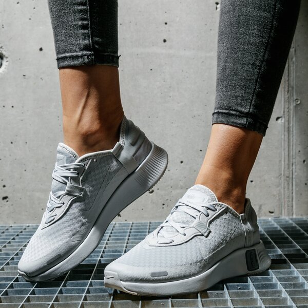 Sporta apavi bērniem NIKE REPOSTO GS da3260-009 krāsa pelēka