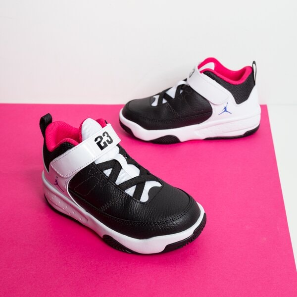 Sporta apavi bērniem JORDAN MAX AURA 3 da8022-004 krāsa melna
