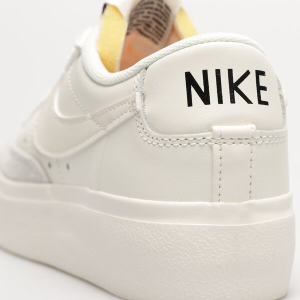 Sporta apavi sievietēm NIKE BLAZER LOW PLATFORM dj0292-105 krāsa balta