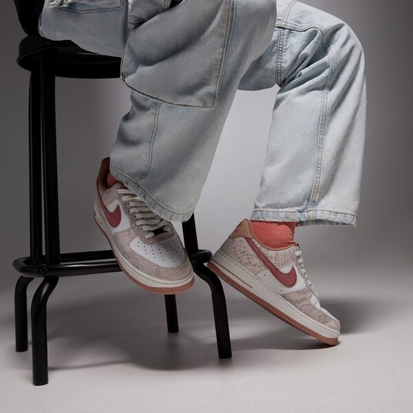 Sporta apavi vīriešiem NIKE AIR FORCE 1 '07 LV8 hf2898-100 krāsa balta