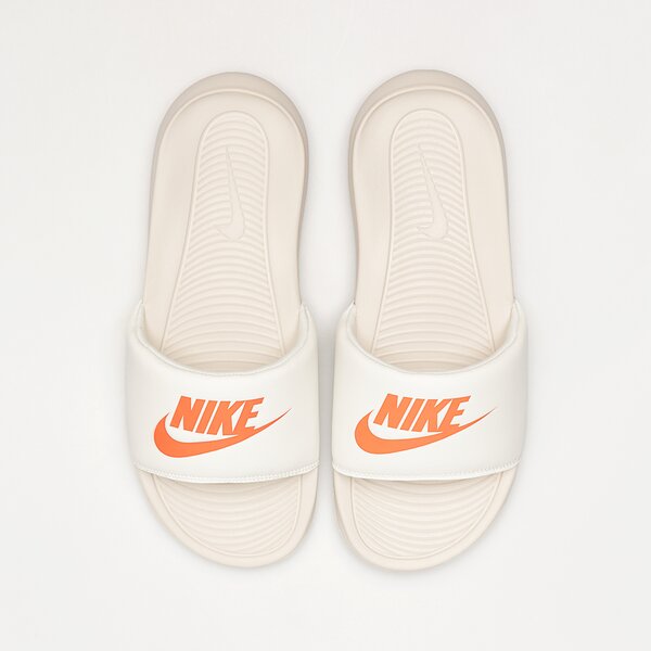 Vīriešu NIKE VICTORI ONE cn9675-108 krāsa bēša
