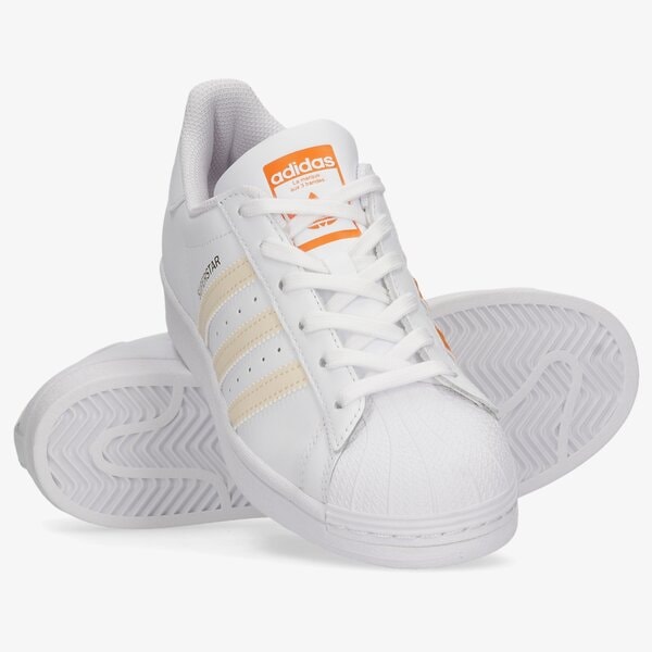 Sporta apavi sievietēm ADIDAS SUPERSTAR  gz3737 krāsa balta