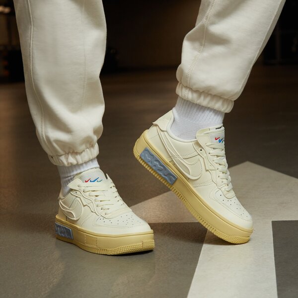 Sporta apavi sievietēm NIKE AIR FORCE 1 FONTANKA dh1290-102 krāsa bēša