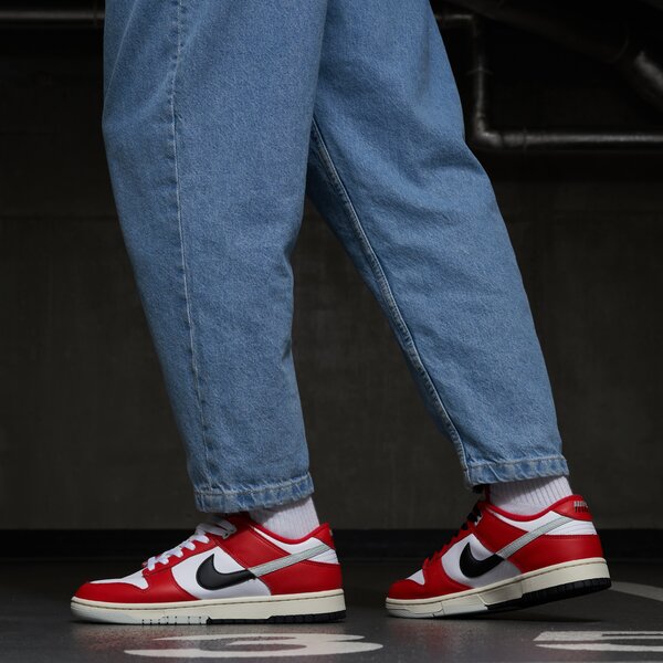 Sporta apavi vīriešiem NIKE DUNK LOW RETRO PRM dz2536-600 krāsa sarkana