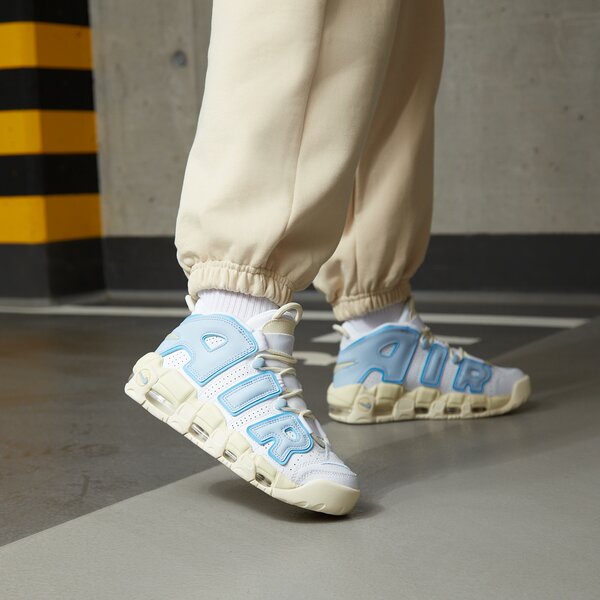 Sporta apavi sievietēm NIKE WMNS AIR MORE UPTEMPO fd9869-100 krāsa balta