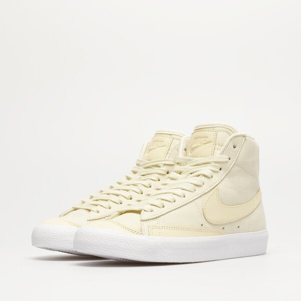 Sporta apavi sievietēm NIKE BLAZER MID '77 LX dq7572-700 krāsa dzeltena