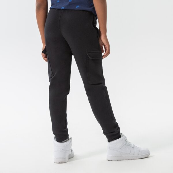 Bērnu bikses NIKE CLUB FLEECE CARGO JOGGERS JUNIOR BOY cq4298-010 krāsa melna