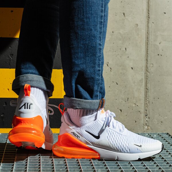 Sporta apavi vīriešiem NIKE AIR MAX 270 ESS do6392-100 krāsa balta