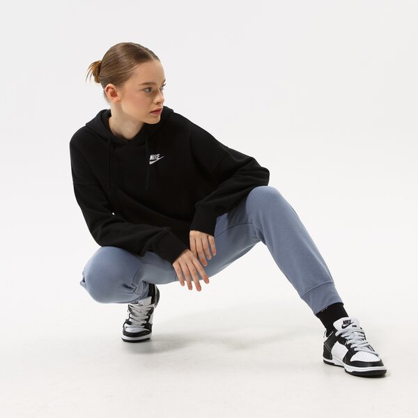 Sieviešu džemperis NIKE  DŽEMPERIS AR KAPUCI    W NSW CLUB FLC HOODIE SSNL dv5645-010 krāsa melna