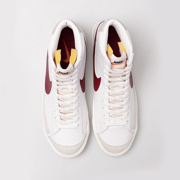 Sporta apavi vīriešiem NIKE BLAZER MID '77 VINTAGE bq6806-120 krāsa balta