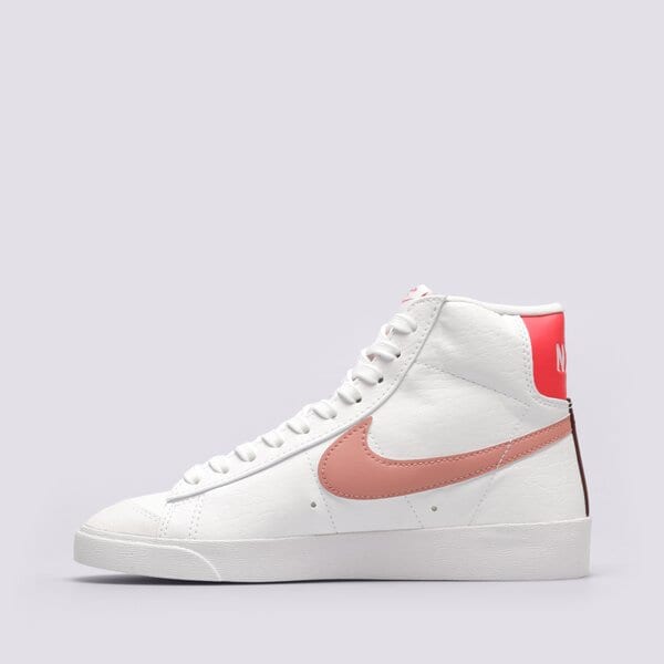 Sporta apavi sievietēm NIKE W BLAZER MID '77 NEXT NATURE dq4124-105 krāsa balta