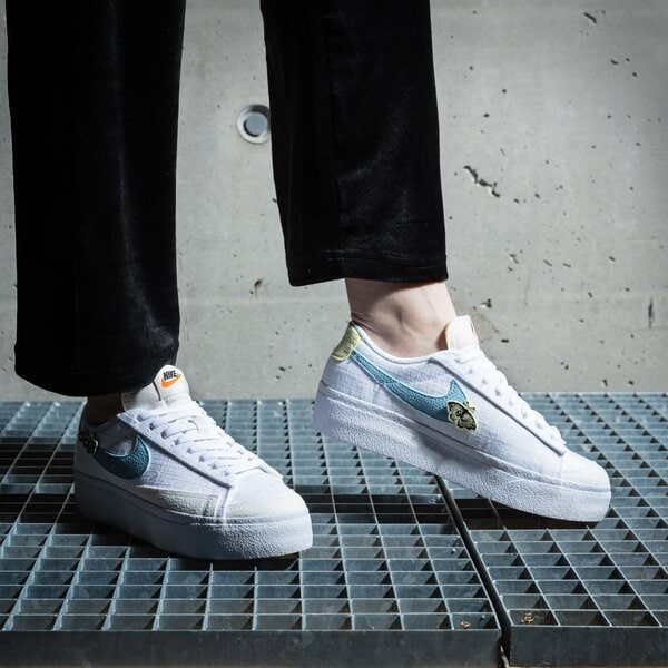Sporta apavi sievietēm NIKE BLAZER LOW PLATFORM NEXT NATURE dj6376-100 krāsa balta