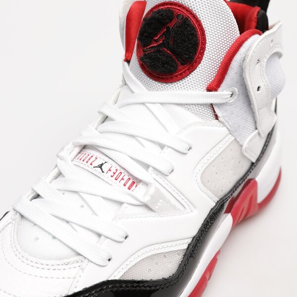 Sporta apavi bērniem JORDAN JUMPMAN TREY TWO  dq8431-106 krāsa balta
