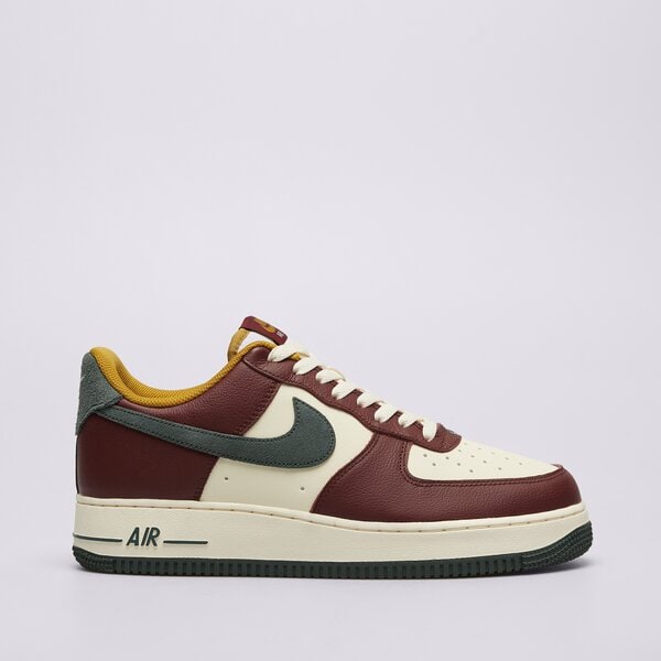 Sporta apavi vīriešiem NIKE AIR FORCE 1 '07 LV8 hq3612-113 krāsa sarkana