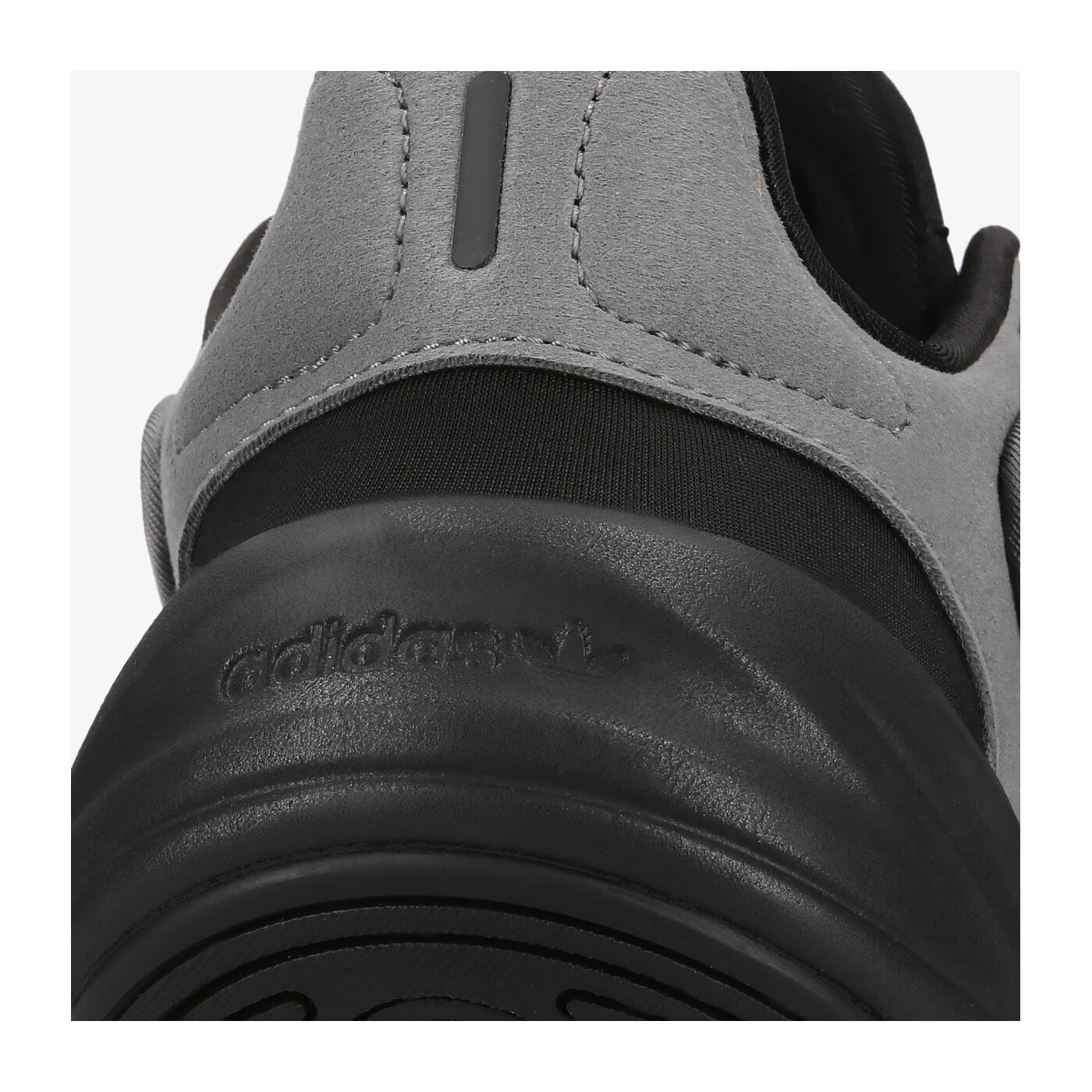Sporta apavi sievietēm ADIDAS OZELIA h04253 krāsa melna