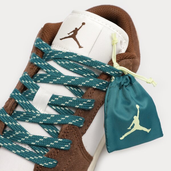 Sporta apavi bērniem AIR JORDAN 1 LOW SE fb2216-200 krāsa brūna