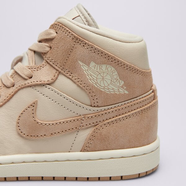 Sporta apavi sievietēm WMNS AIR JORDAN 1 MID SE fj3448-200 krāsa bēša