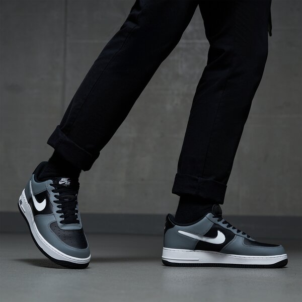 Sporta apavi vīriešiem NIKE AIR FORCE 1 dv3501-001 krāsa pelēka