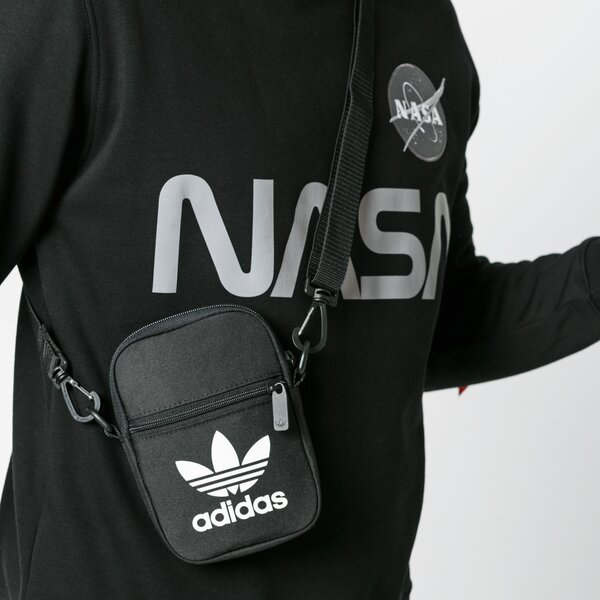 Sieviešu soma ADIDAS SOMINA TREFOIL FESTIVAL BAG ei7411 krāsa melna