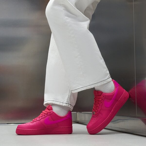 Sporta apavi sievietēm NIKE WMNS AIR FORCE 1 '07 REC dd8959-600 krāsa rozā