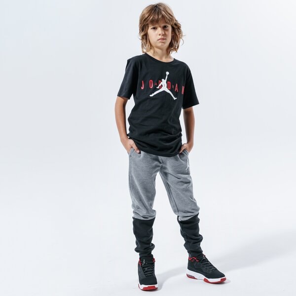 T krekli bērniem JORDAN T-KREKLS JDB BRAND TEE 5 BOY 955175-023 krāsa melna