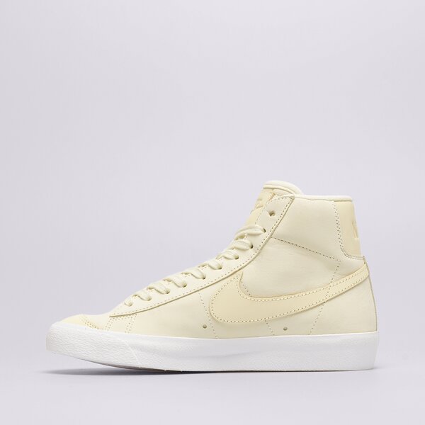 Sporta apavi sievietēm NIKE BLAZER MID '77 LX dq7572-700 krāsa dzeltena