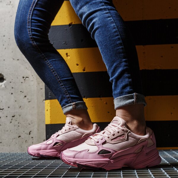 Sporta apavi sievietēm ADIDAS FALCON W ef1994 krāsa daudzkrāsaina