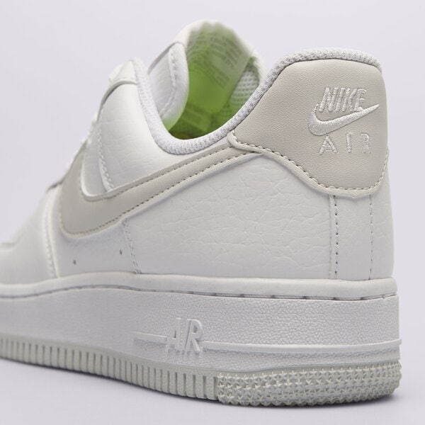 Sporta apavi sievietēm NIKE AIR FORCE 1 '07 SE dv3808-104 krāsa balta